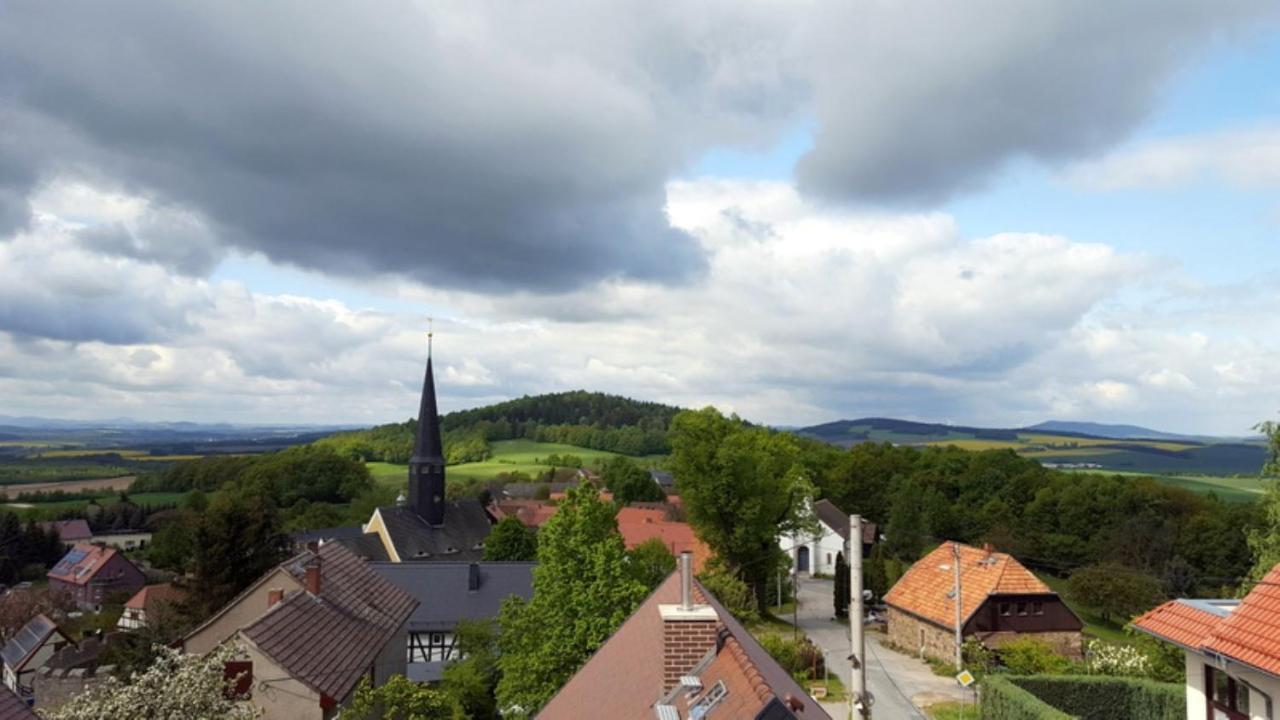 Hotel Kreuzbergbaude Beim Berzdorfer See Mit Wohlfuehl Sauna Markersdorf Bagian luar foto