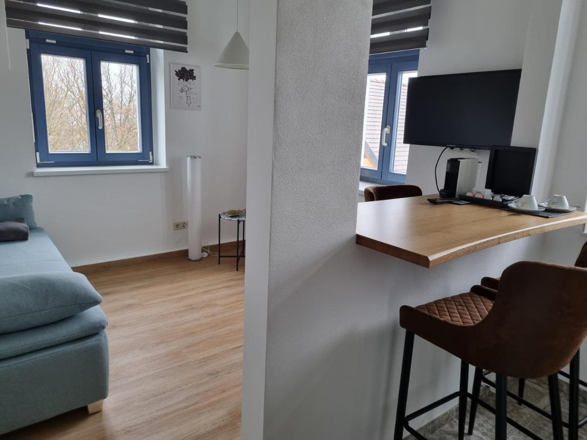 Hotel Kreuzbergbaude Beim Berzdorfer See Mit Wohlfuehl Sauna Markersdorf Bagian luar foto